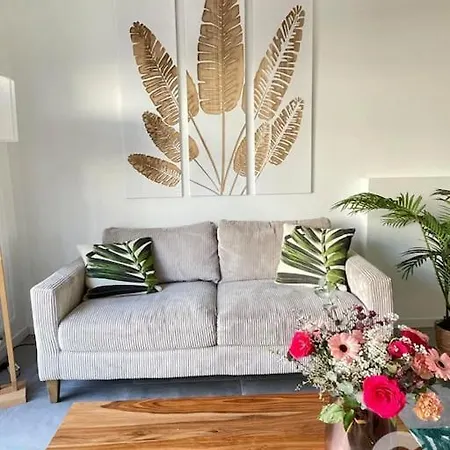 .la Sablaise. Maison Avec Place De Parking Au Coeur Du Quartier Arago Гостевой дом Ле-Сабль-д’Олон