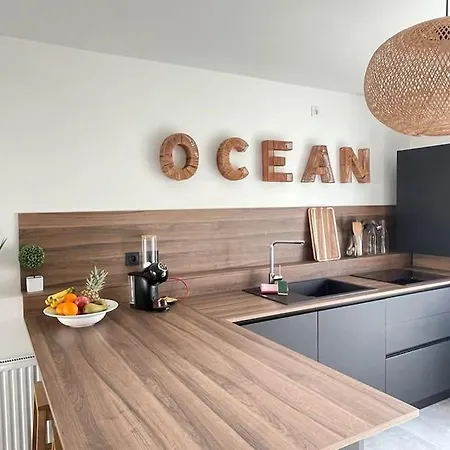 .la Sablaise. Maison Avec Place De Parking Au Coeur Du Quartier Arago