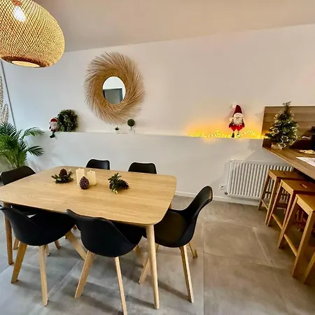 .la Sablaise. Maison Avec Place De Parking Au Coeur Du Quartier Arago בית הארחה Les Sables-dʼOlonne