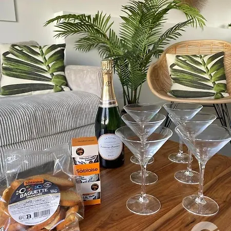 .la Sablaise. Maison Avec Place De Parking Au Coeur Du Quartier Arago 4*