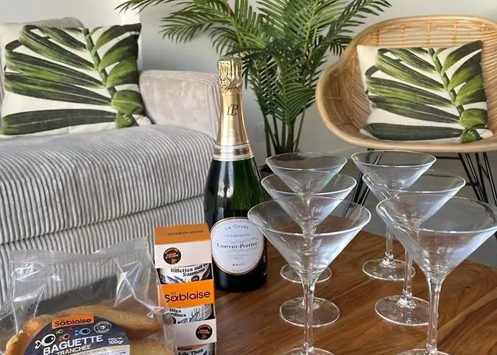 .la Sablaise. Maison Avec Place De Parking Au Coeur Du Quartier Arago 4*