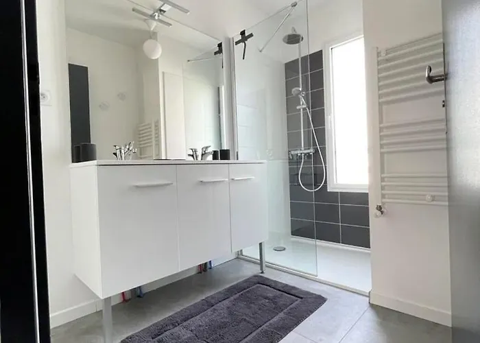 .la Sablaise. Maison Avec Place De Parking Au Coeur Du Quartier Arago 4* Les Sables-dʼOlonne